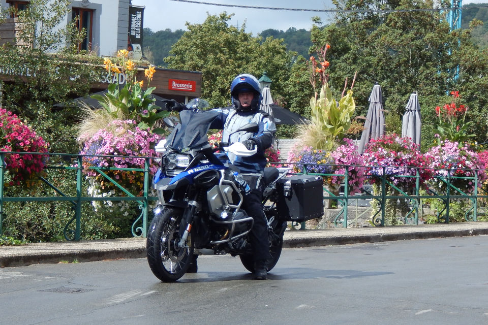 Motorrijbewijspoint Wijchen examengarantie AVB en AVD